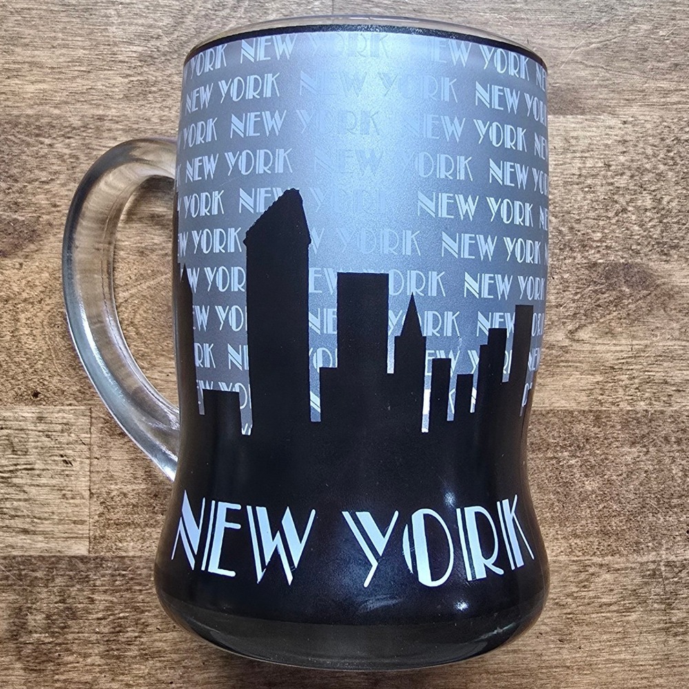 City Merchandise New York City Skyline Glass Beer Mug Souvenir Stein ZB05-300